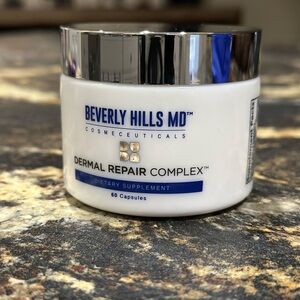 Beverly Hills MD Dermal Repair Complex. New.
